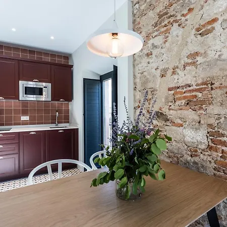 De Diseno Y Centricos En La Plaza Mayor - El Patio