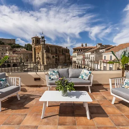 El Patio, Plaza Mayor *