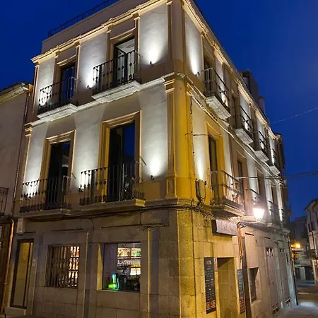 De Diseno Y Centricos En La Plaza Mayor - El Patio Apartamento Trujillo