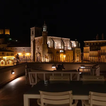 El Patio, Plaza Mayor Apartamento Trujillo