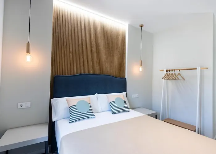 Apartamentos de diseño y céntricos en la Plaza Mayor - El Patio *