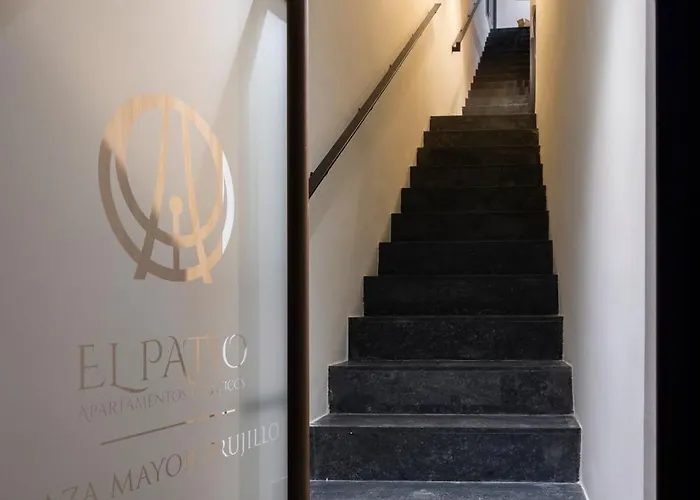 Apartamentos de diseño y céntricos en la Plaza Mayor - El Patio Appartamento Trujillo